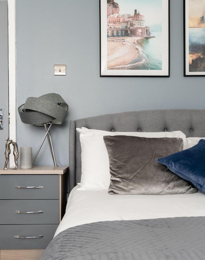 Spacious And Modern 4 Bed Apartment Next To Borough Station London Exterior foto