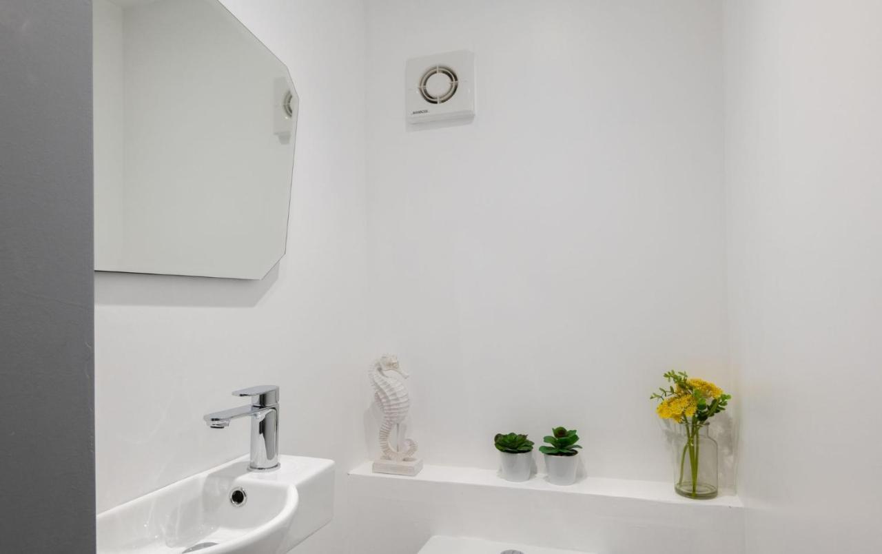 Spacious And Modern 4 Bed Apartment Next To Borough Station London Exterior foto
