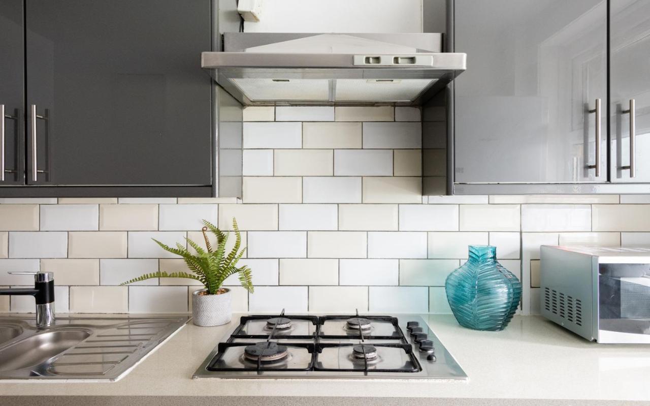Spacious And Modern 4 Bed Apartment Next To Borough Station London Exterior foto